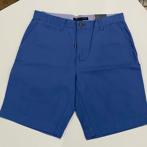 Tommy Hilfiger NWT 32 shorts - Picture 1 of 3